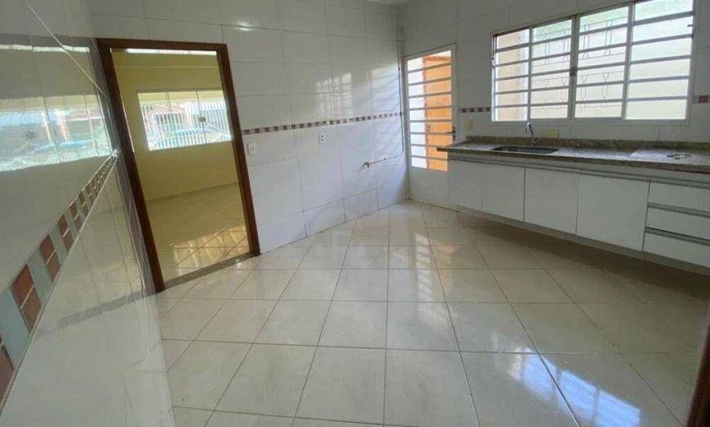 Casa, 3 quartos, 100 m² - Foto 2