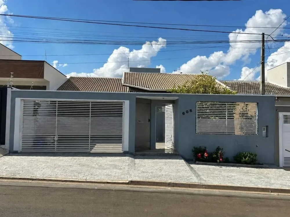 Casa, 3 quartos, 175 m² - Foto 1