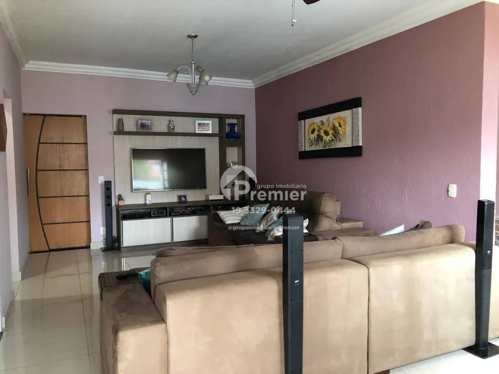 Casa, 3 quartos, 225 m² - Foto 1