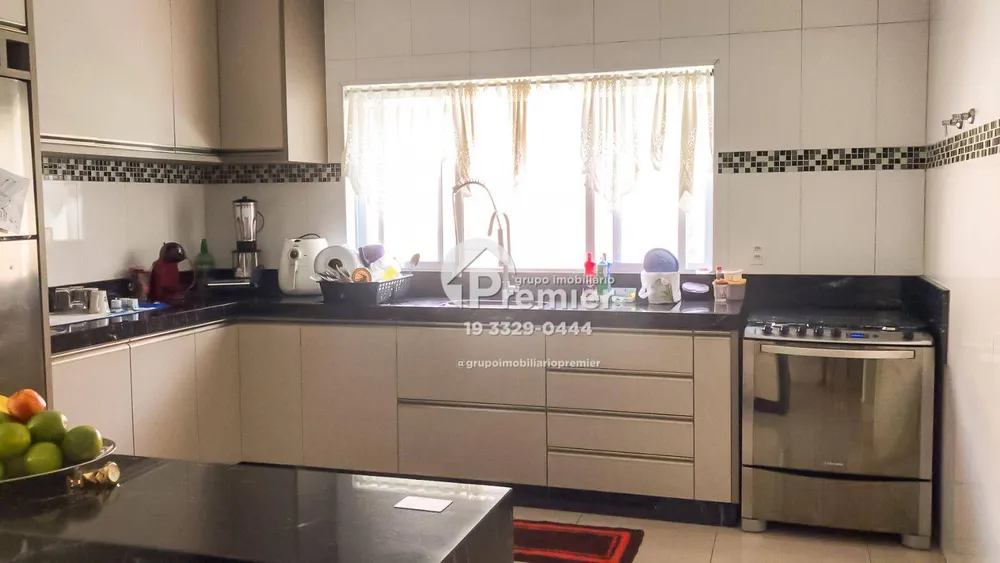 Casa, 3 quartos, 249 m² - Foto 1