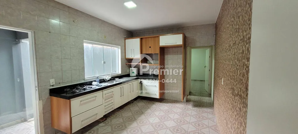 Casa, 4 quartos, 155 m² - Foto 2