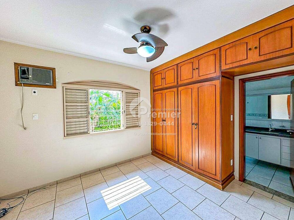Chácara, 3 quartos, 1022 m² - Foto 12