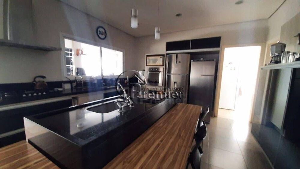 Casa de Condomínio à venda com 4 quartos, 620m² - Foto 8