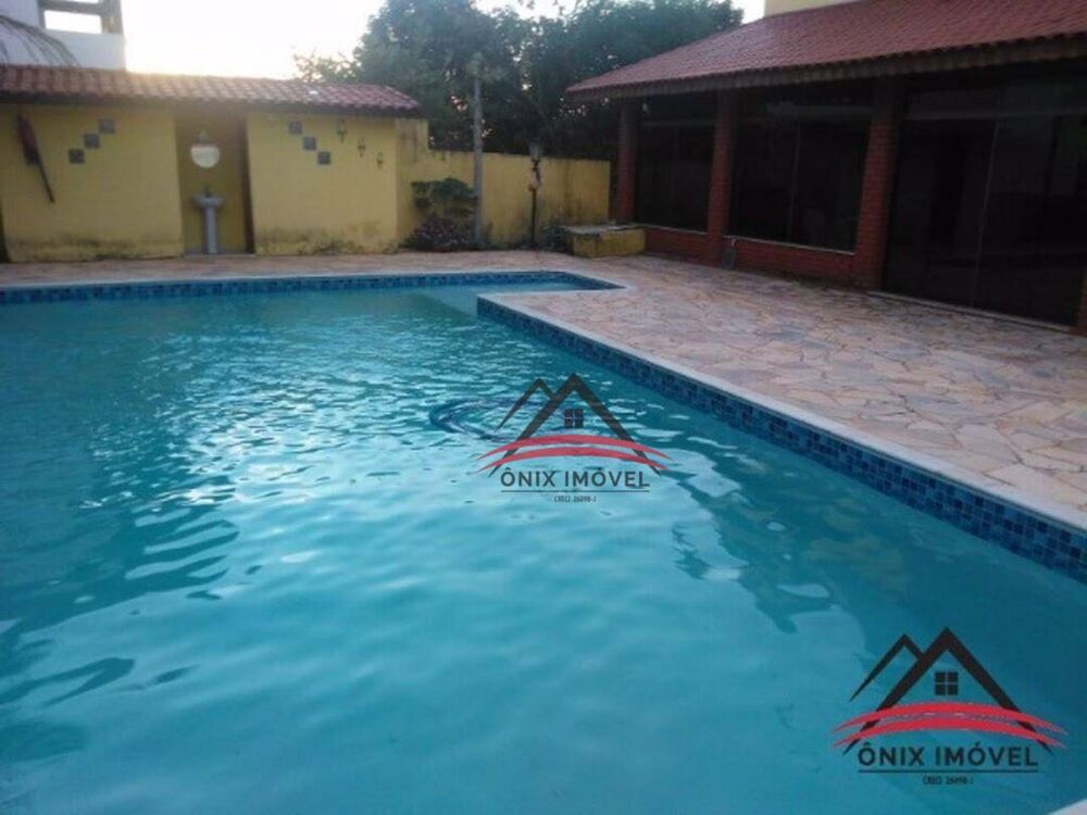 Casa de Condomínio à venda com 4 quartos, 180m² - Foto 1