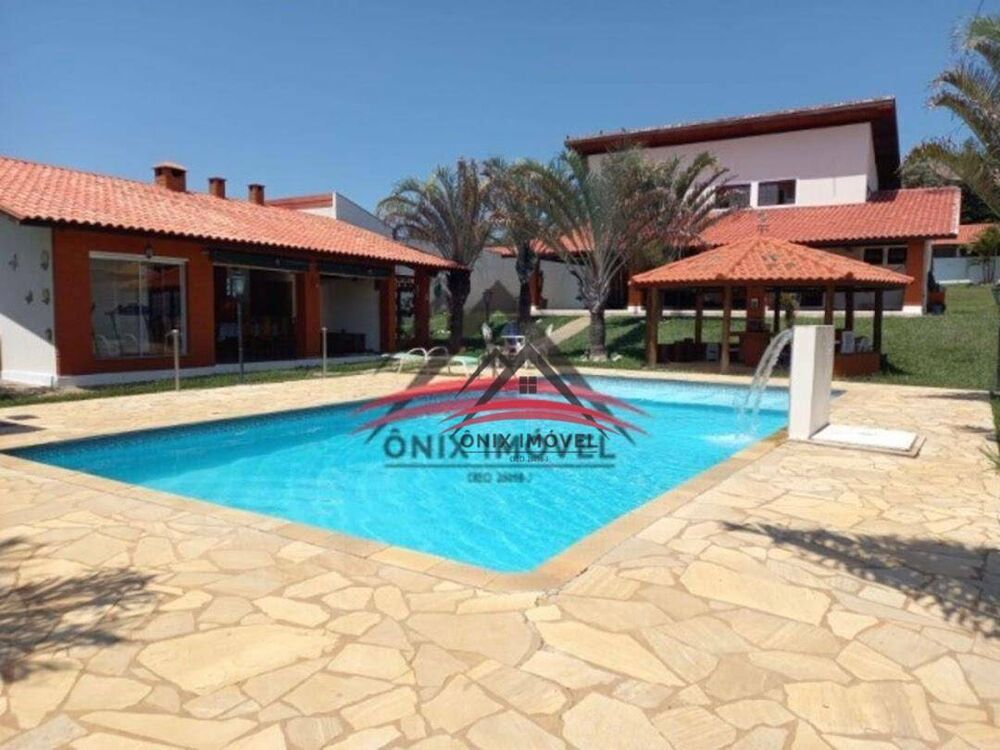 Chácara à venda com 5 quartos, 410m² - Foto 1