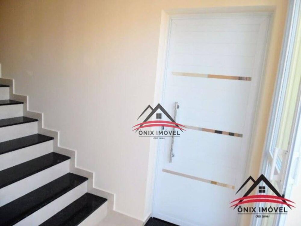 Apartamento à venda com 3 quartos, 79m² - Foto 2