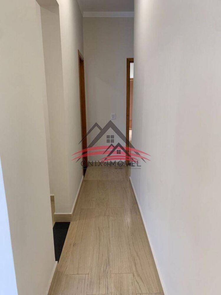 Casa à venda com 3 quartos, 160m² - Foto 2