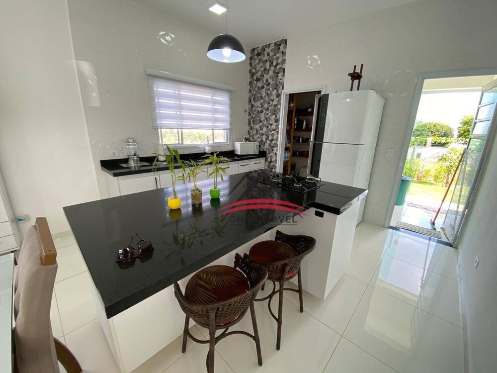 Chácara, 3 quartos, 1235 m² - Foto 1