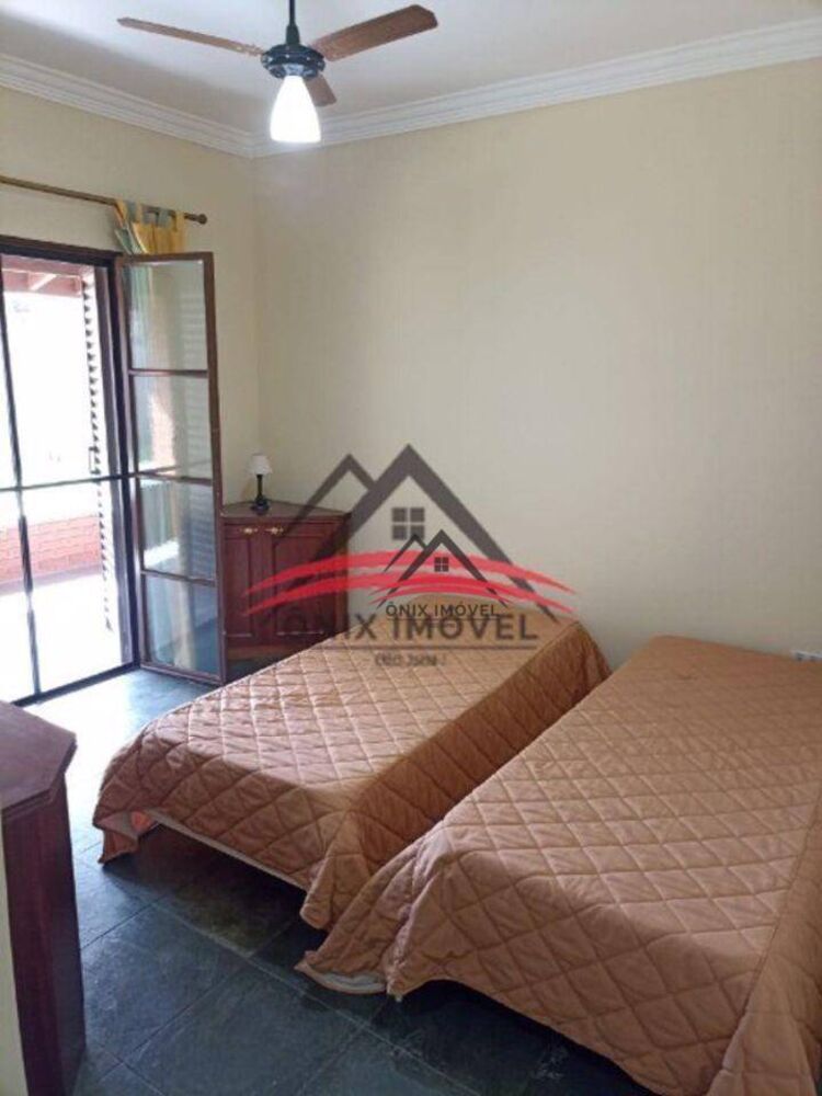 Chácara, 4 quartos, 1625 m² - Foto 2