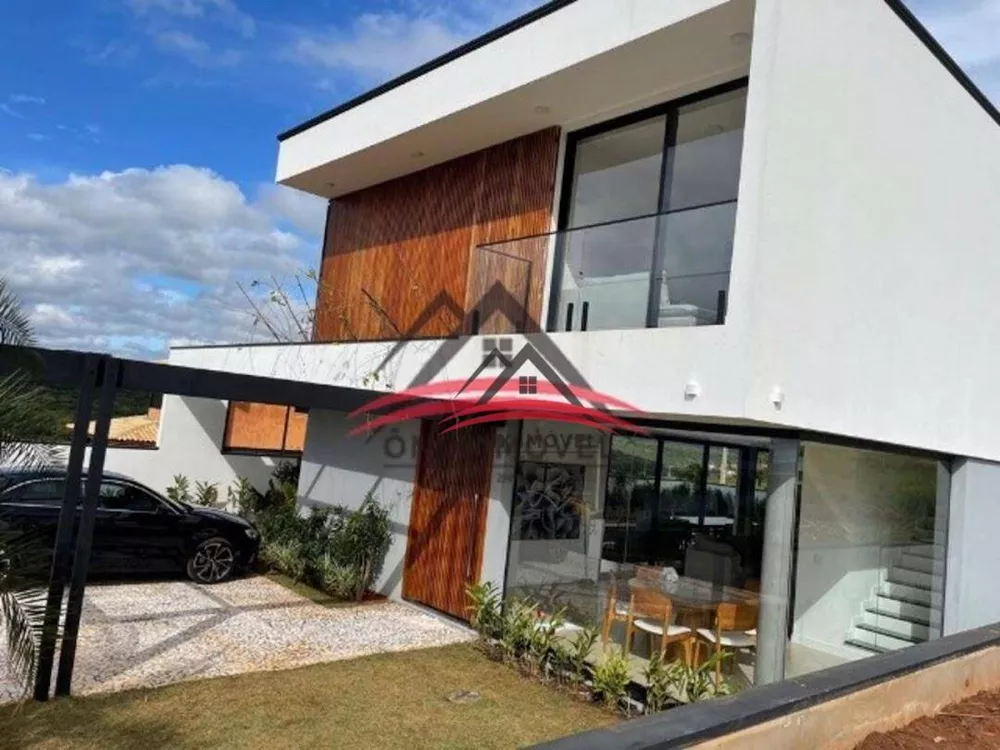 Casa de Condomínio à venda com 4 quartos, 308m² - Foto 1