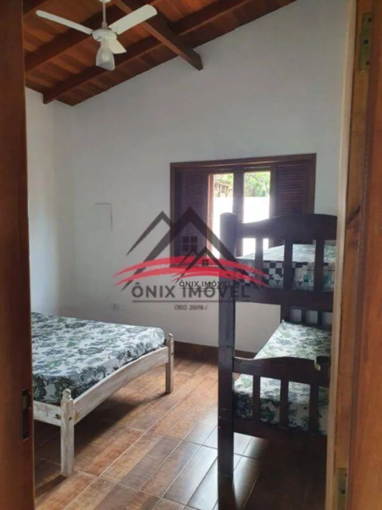 Chácara, 3 quartos, 2220 m² - Foto 8