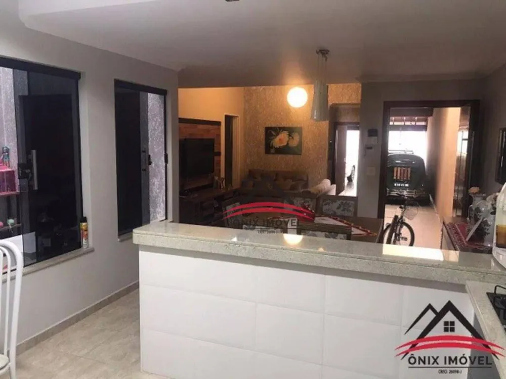 Casa, 3 quartos, 250 m² - Foto 3