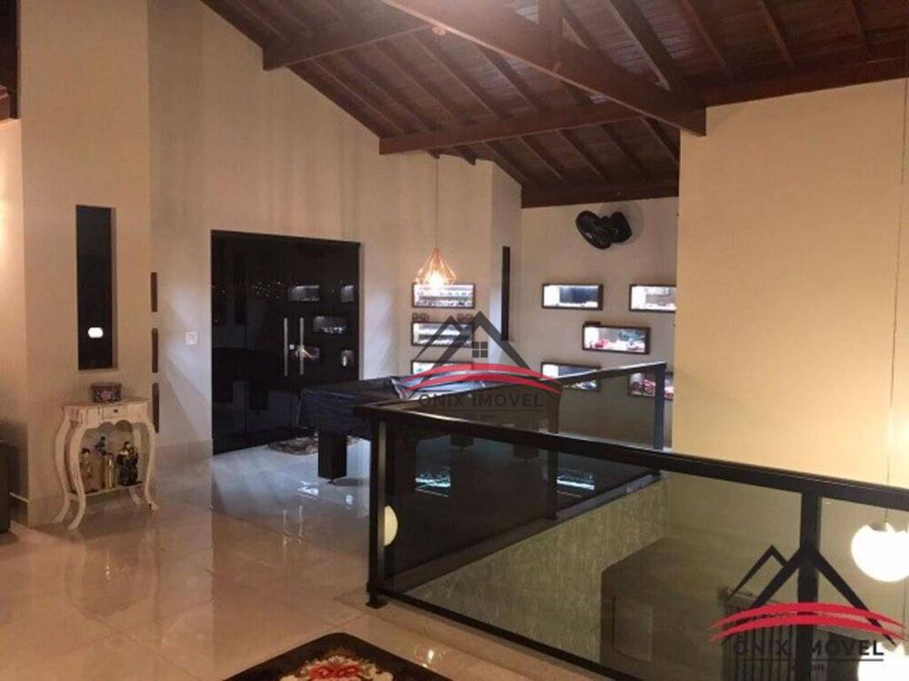Casa, 3 quartos, 250 m² - Foto 8