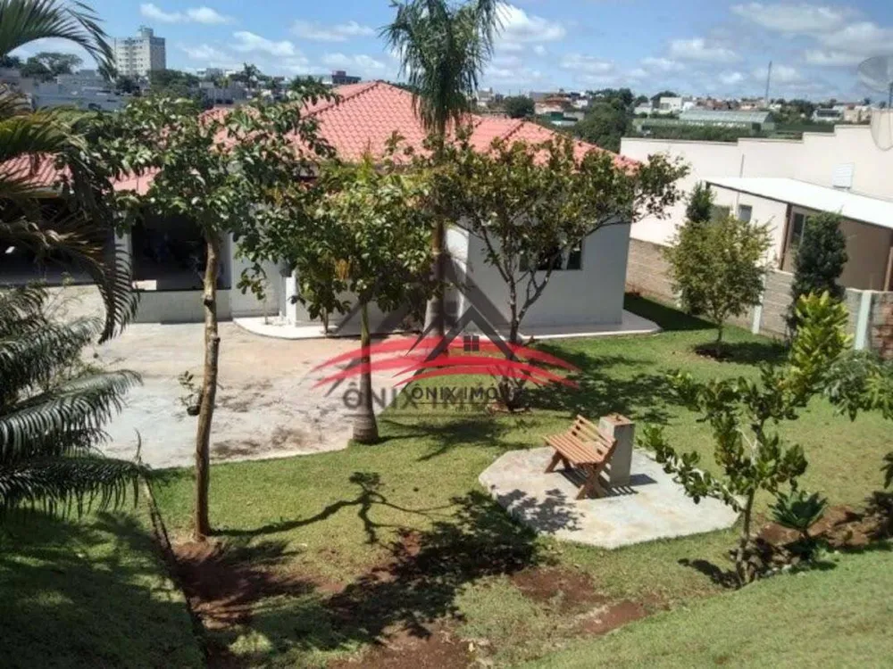 Chácara, 3 quartos, 1200 m² - Foto 2