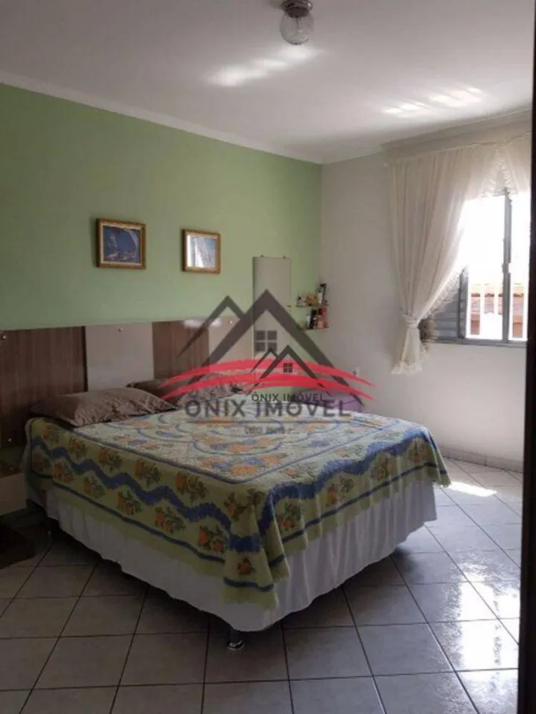 Casa, 3 quartos, 200 m² - Foto 12