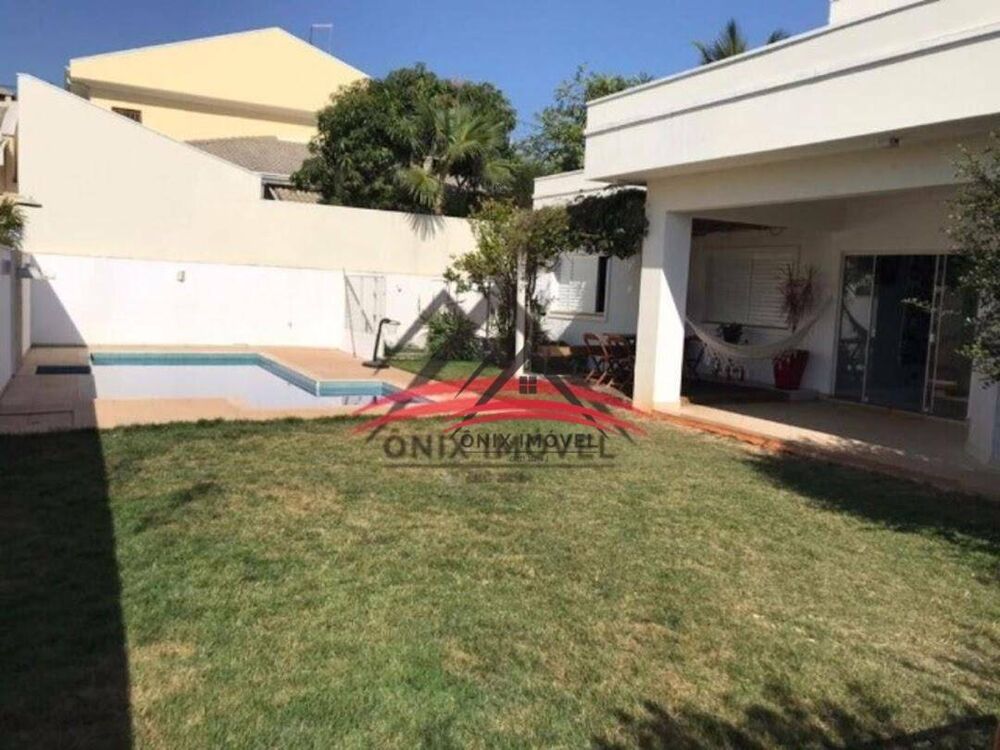 Casa de Condomínio à venda com 3 quartos, 234m² - Foto 4