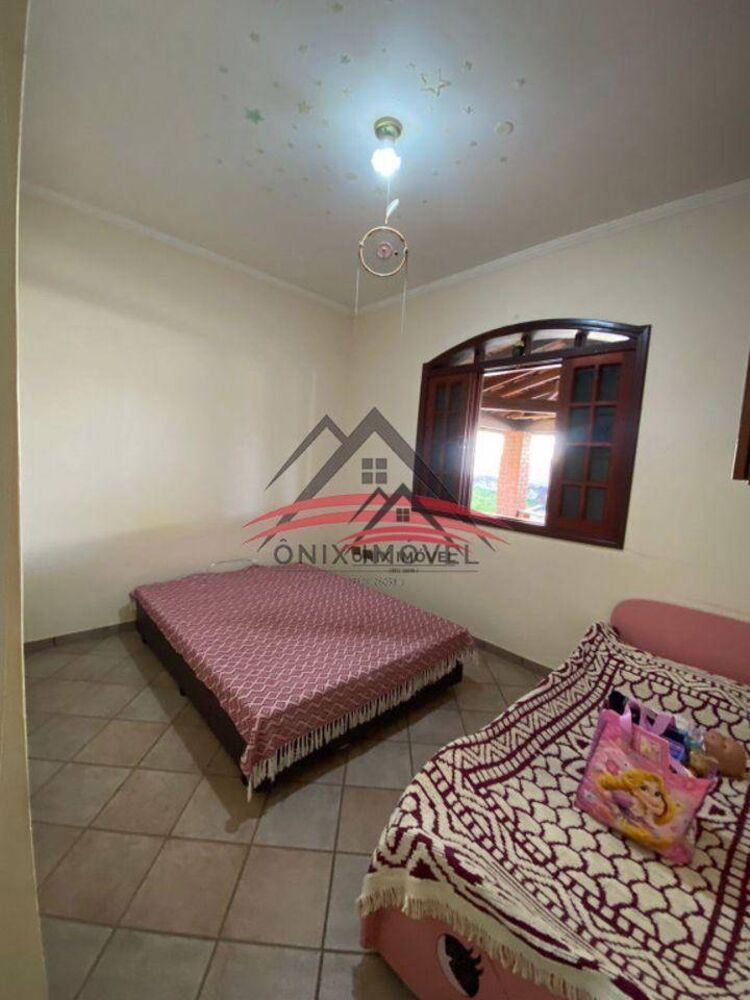 Chácara, 4 quartos, 1400 m² - Foto 2