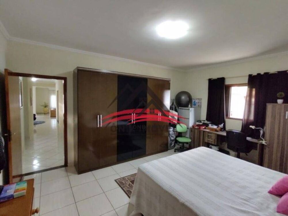 Chácara, 4 quartos, 1110 m² - Foto 3
