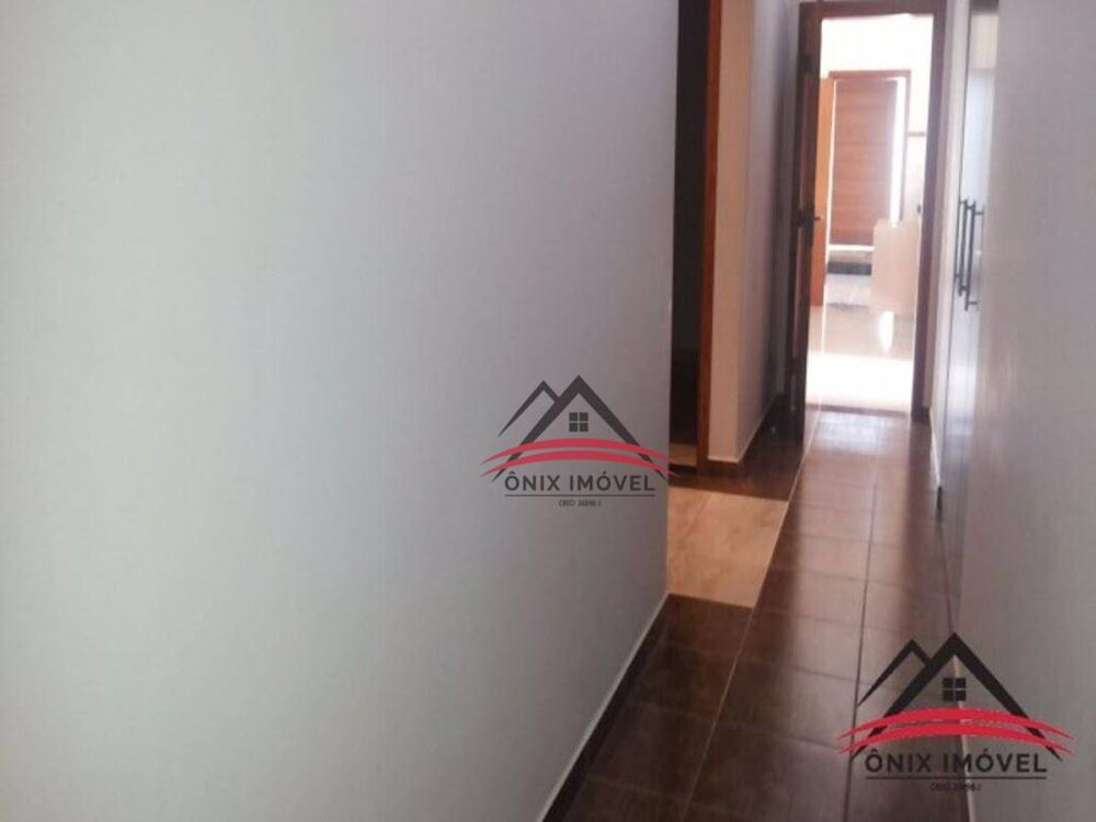 Casa à venda com 4 quartos, 630m² - Foto 4