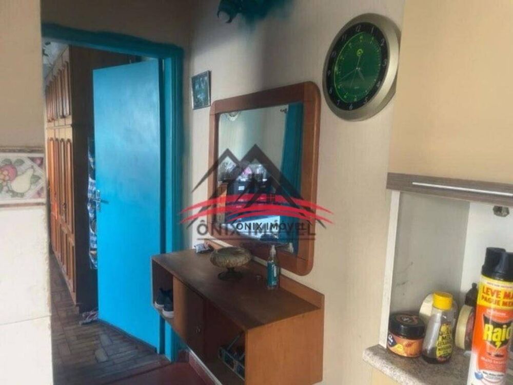 Casa à venda com 2 quartos, 140m² - Foto 7