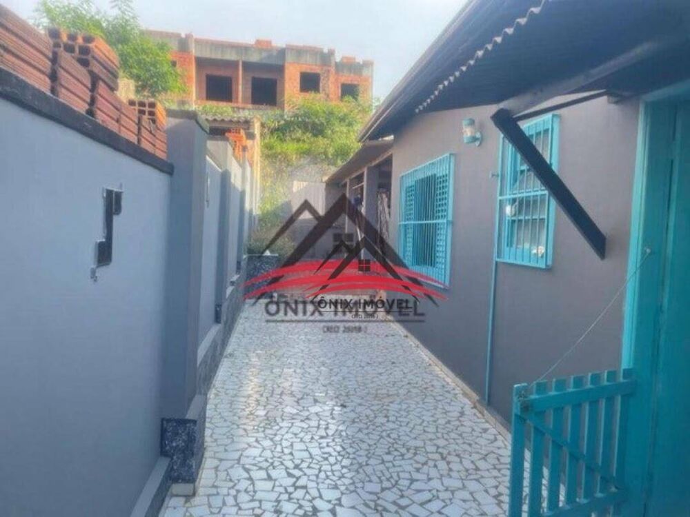 Casa à venda com 2 quartos, 140m² - Foto 11