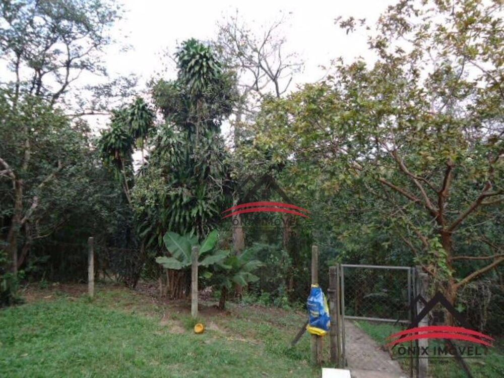 Chácara à venda e aluguel com 3 quartos, 300m² - Foto 3