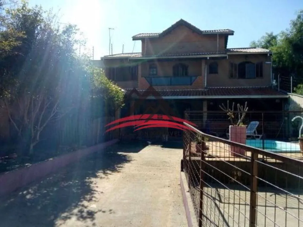 Casa, 3 quartos, 189 m² - Foto 2