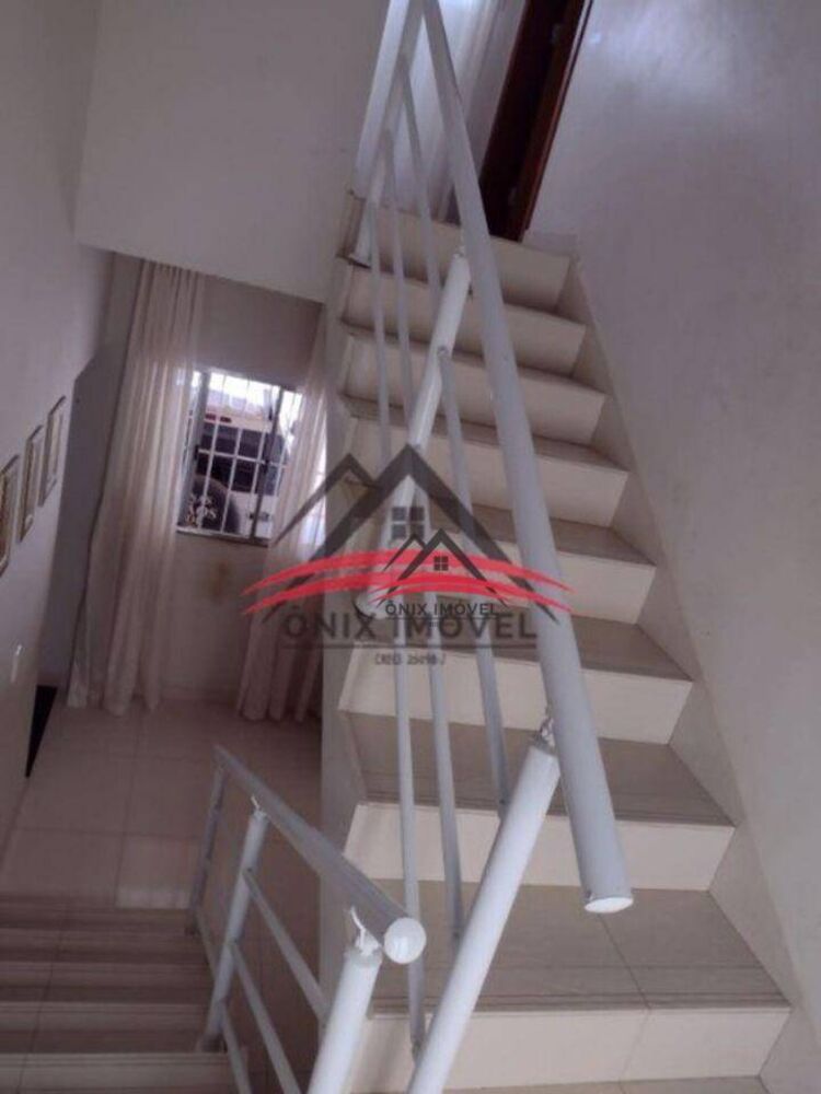 Casa à venda com 2 quartos, 139m² - Foto 5