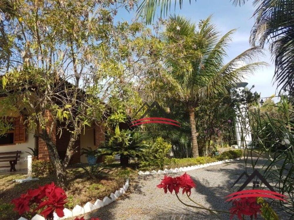Chácara, 4 quartos, 3600 m² - Foto 4