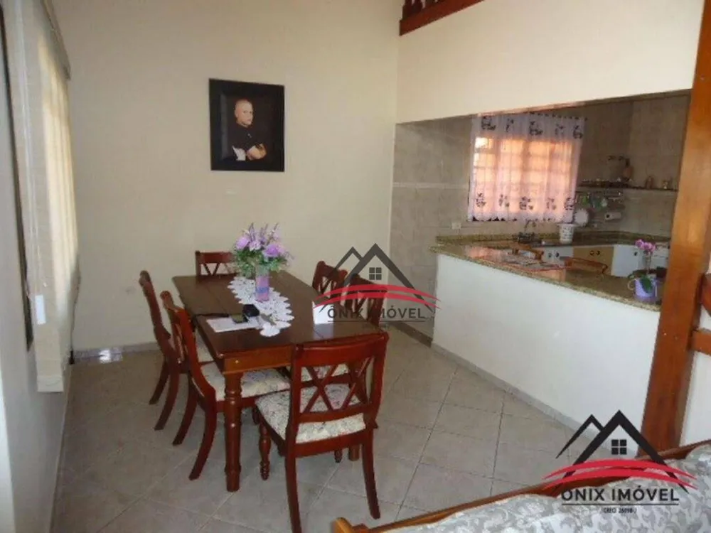 Casa, 3 quartos, 230 m² - Foto 7