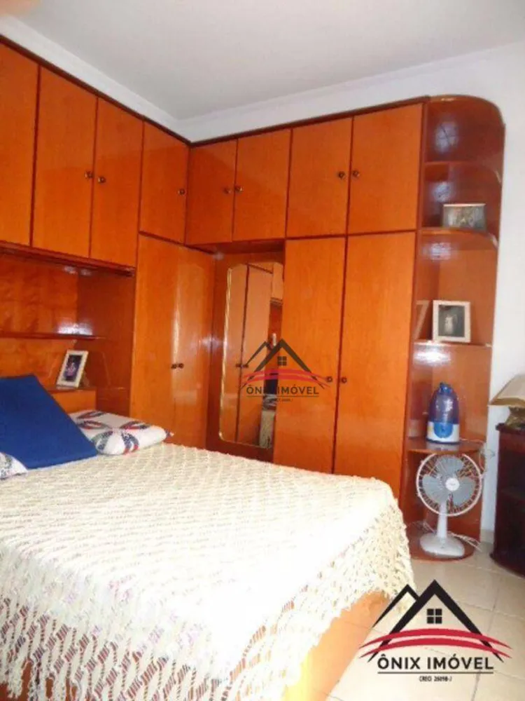 Casa, 3 quartos, 230 m² - Foto 9