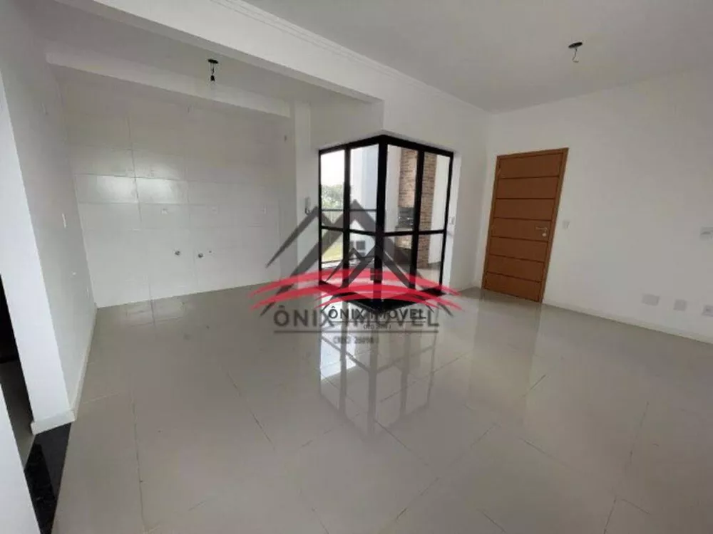 Apartamento à venda com 2 quartos, 72m² - Foto 2