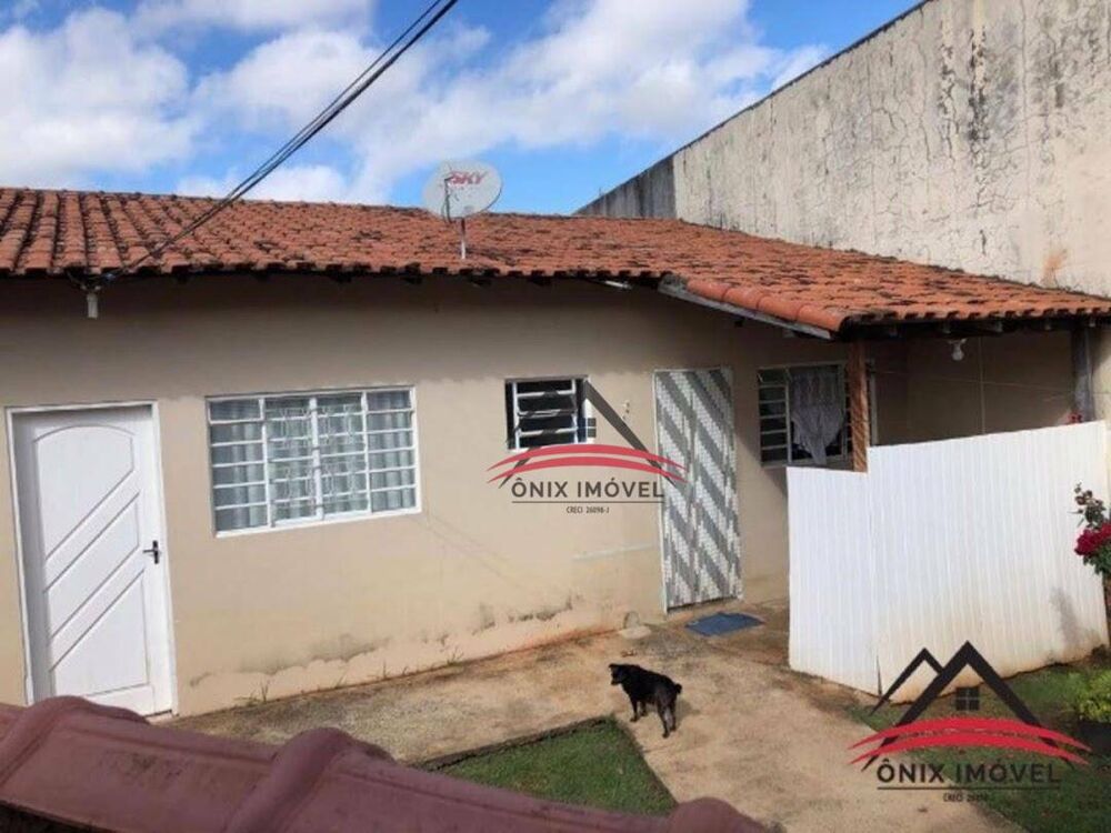 Casa à venda com 3 quartos, 250m² - Foto 2