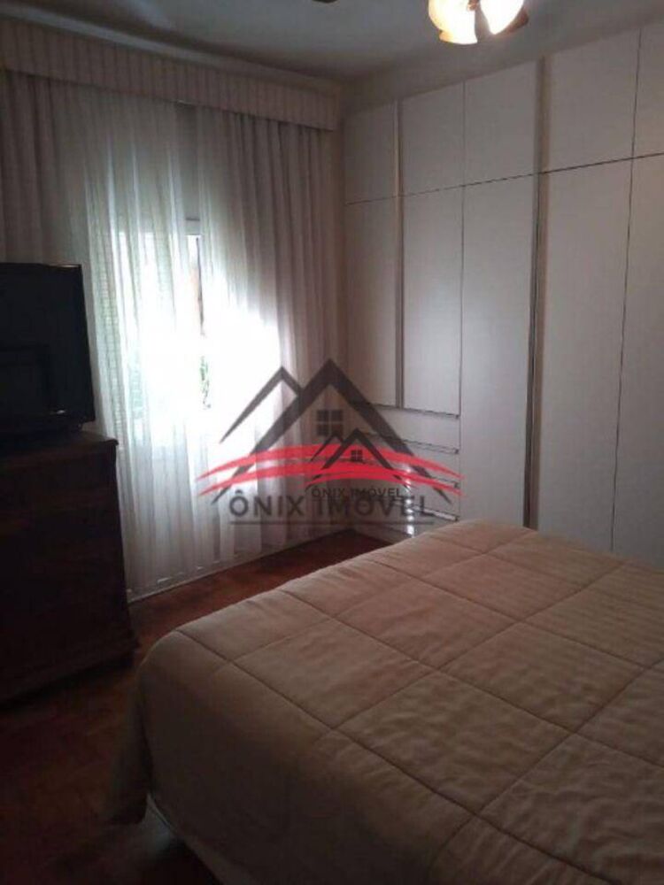 Casa, 4 quartos, 250 m² - Foto 1