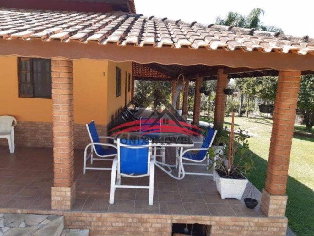 Chácara, 3 quartos, 2600 m² - Foto 1