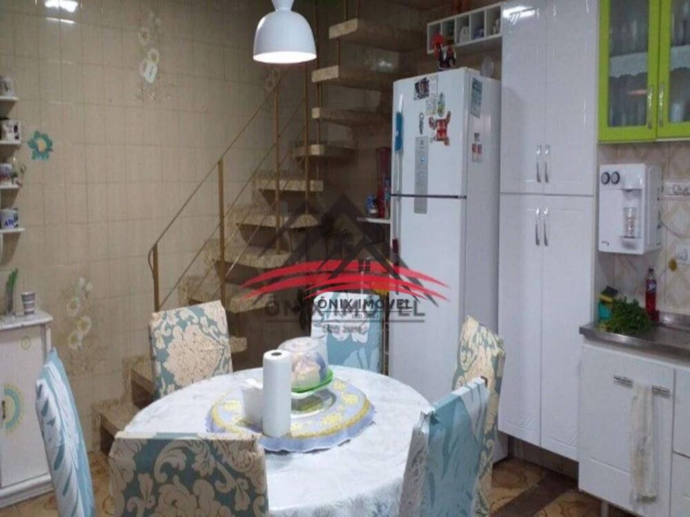 Casa, 4 quartos, 250 m² - Foto 1