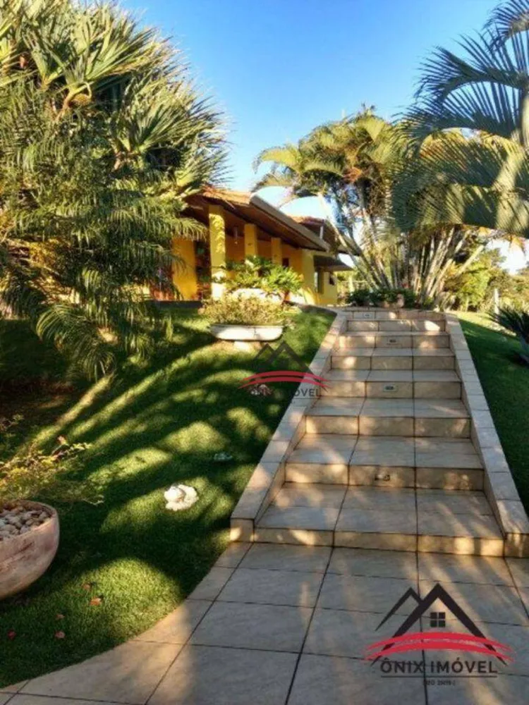 Chácara, 3 quartos, 4950 m² - Foto 1