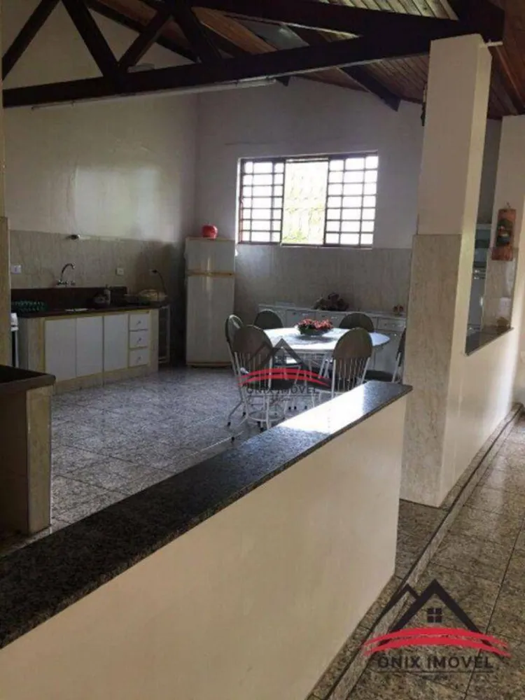 Chácara, 4 quartos, 5000 m² - Foto 8