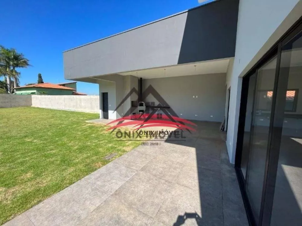 Sítio à venda com 3 quartos, 1000m² - Foto 1