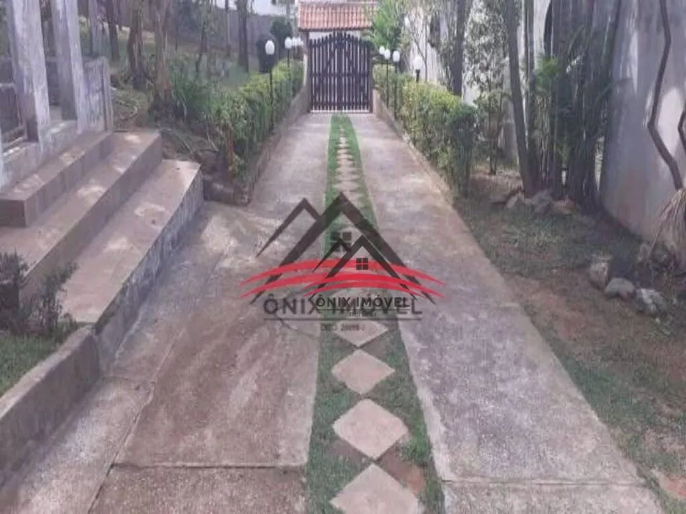 Chácara, 2 quartos, 1020 m² - Foto 2