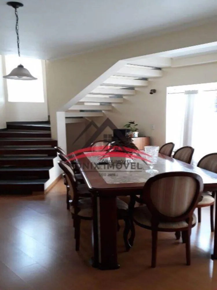 Casa, 4 quartos, 230 m² - Foto 11