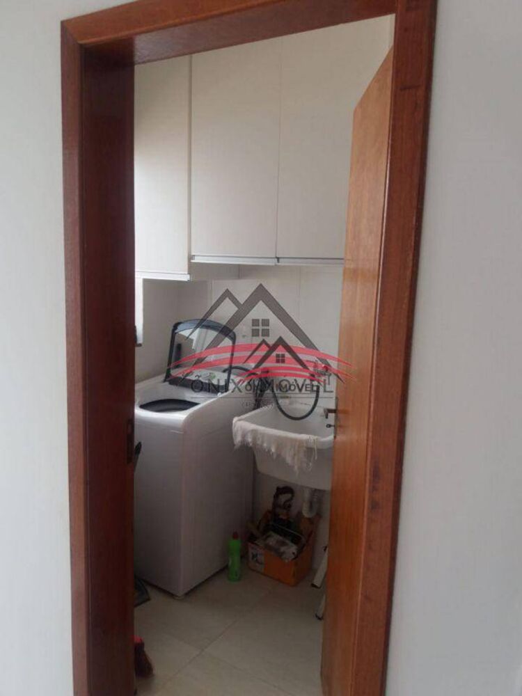 Casa à venda com 3 quartos, 156m² - Foto 4