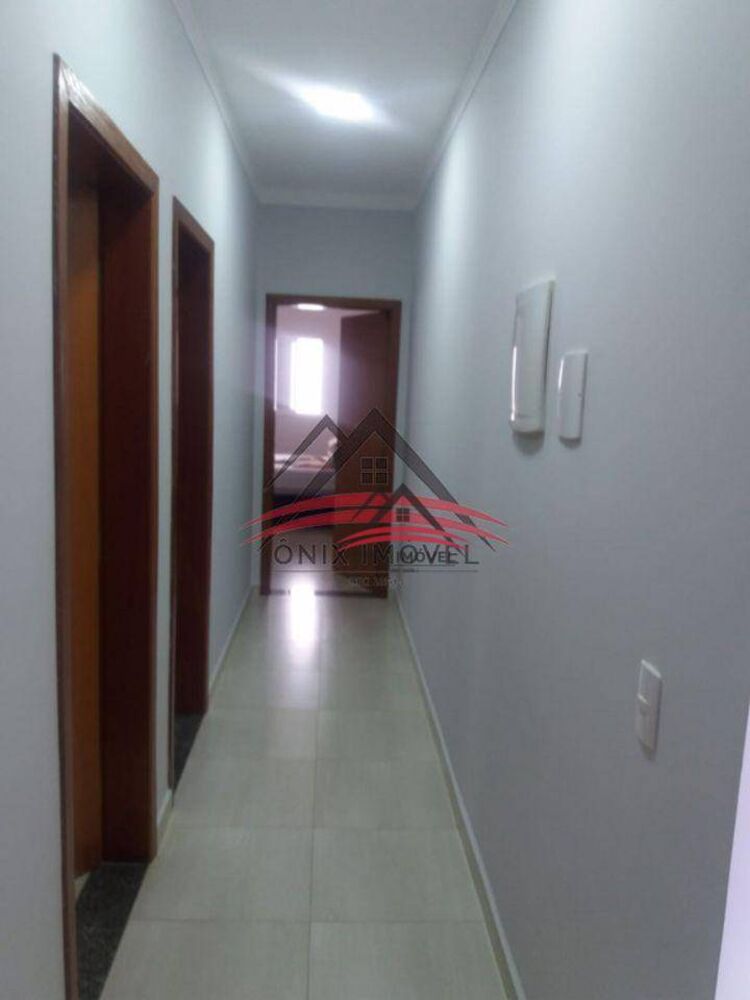 Casa à venda com 3 quartos, 156m² - Foto 3
