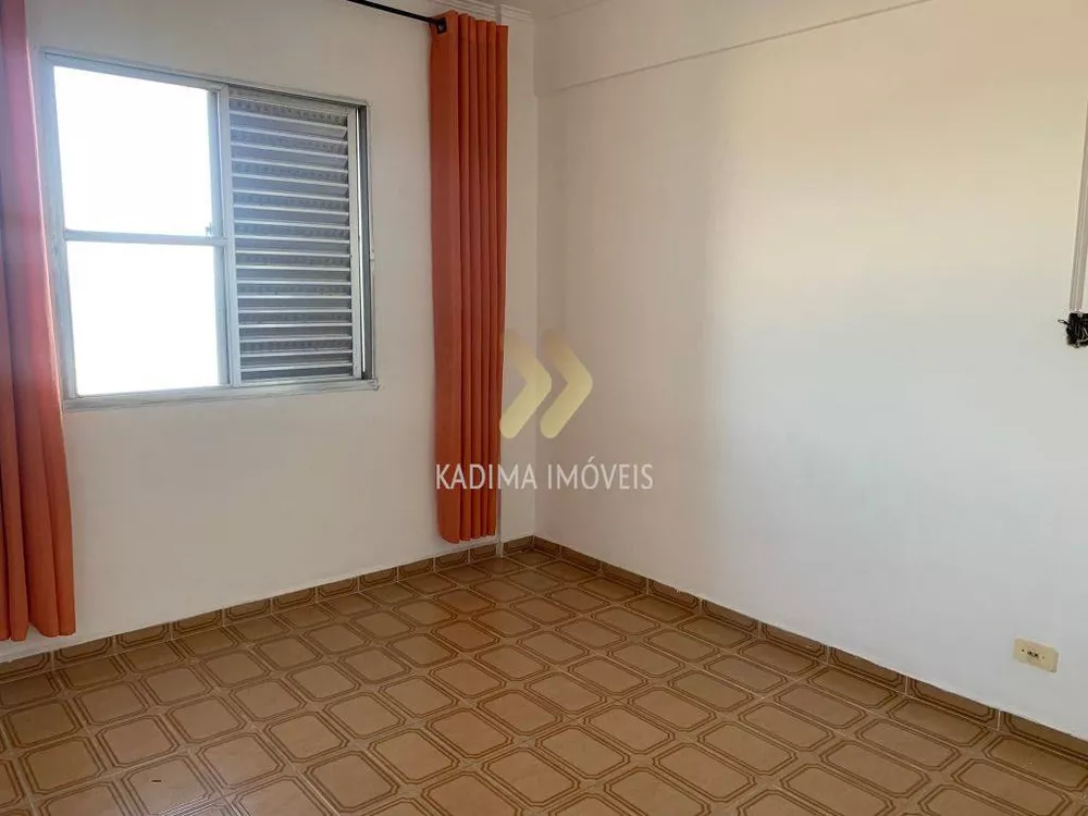 Apartamento à venda com 1 quarto, 33m² - Foto 13