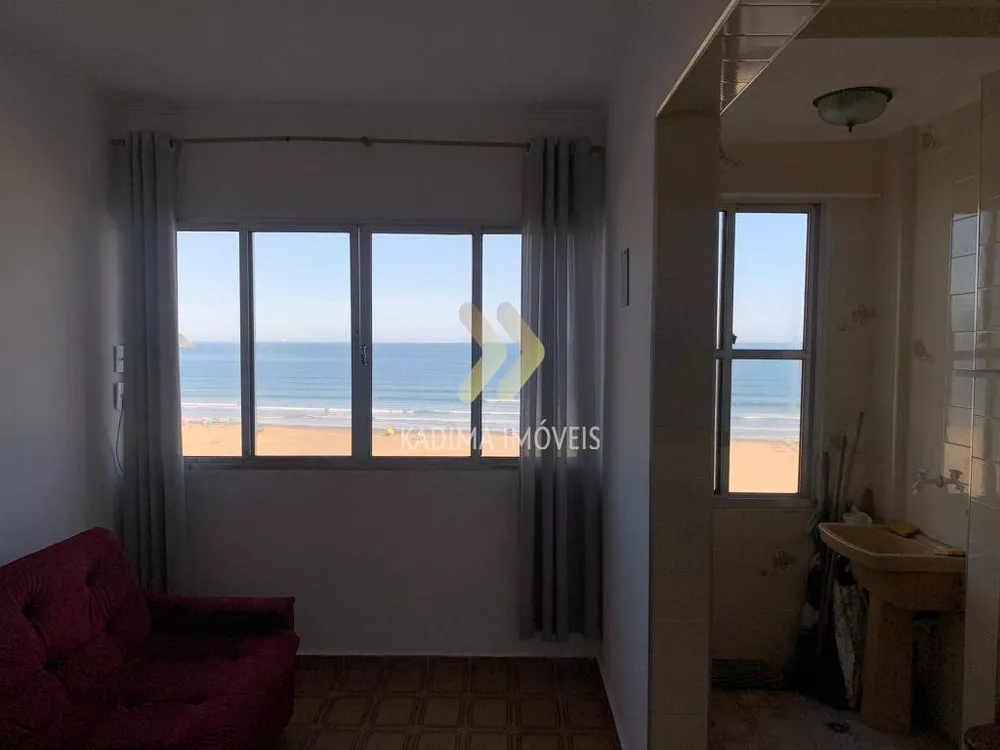 Apartamento à venda com 1 quarto, 33m² - Foto 2