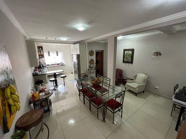 Sobrado à venda com 3 quartos, 320m² - Foto 18