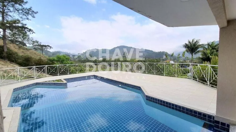 Casa, 4 quartos, 128 m² - Foto 1