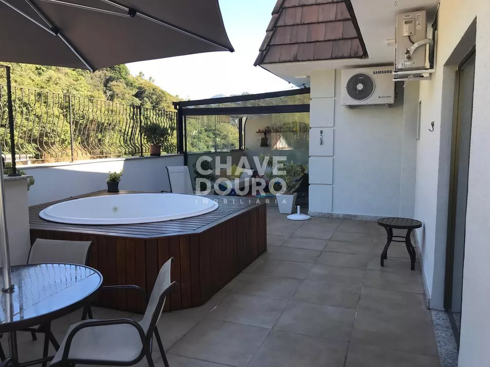 Cobertura, 3 quartos, 227 m² - Foto 11