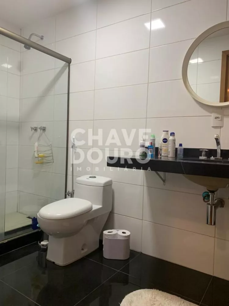 Cobertura, 3 quartos, 227 m² - Foto 2