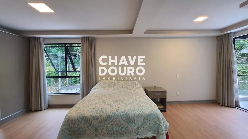 Casa, 3 quartos, 390 m² - Foto 23